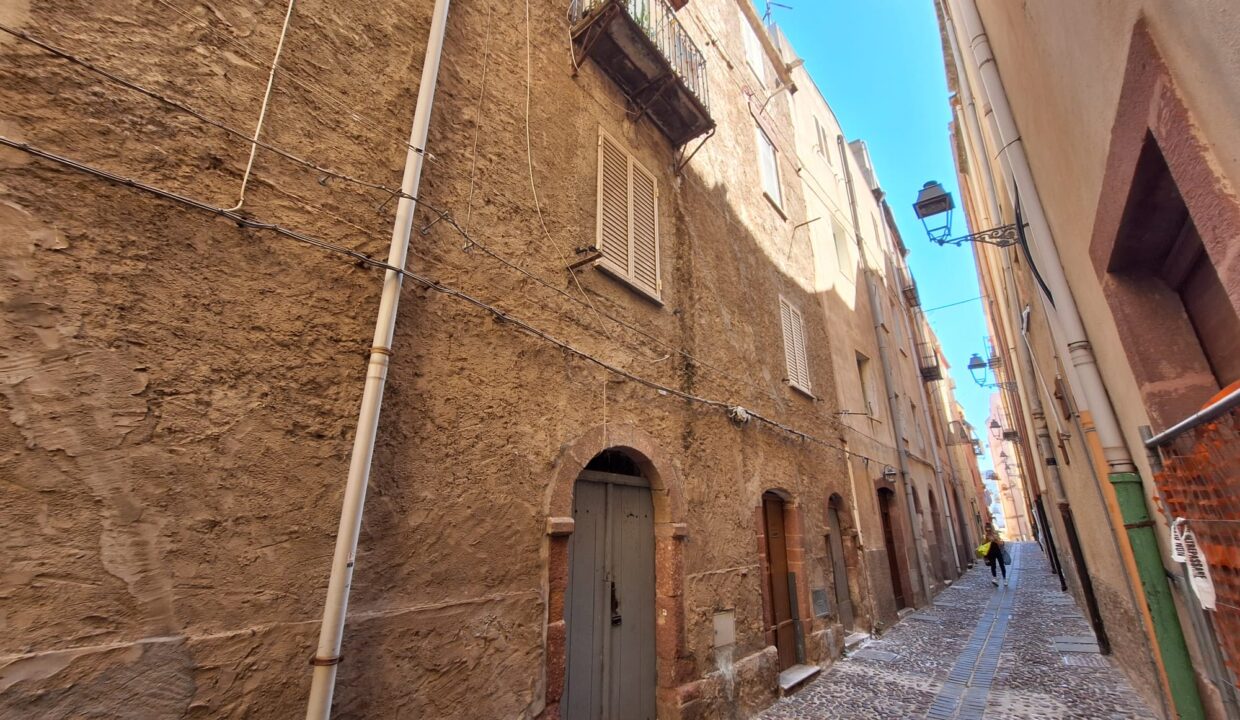 I RIFLESSI SUI TETTI (7)