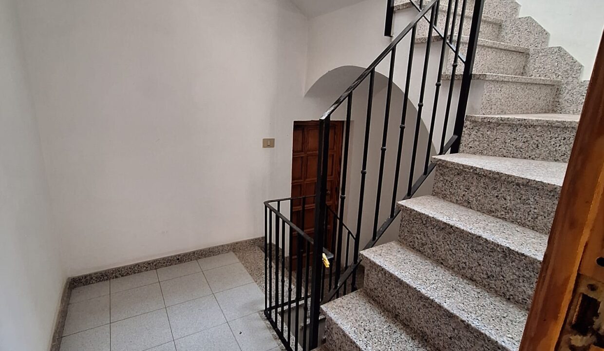 I RIFLESSI SUI TETTI (89)