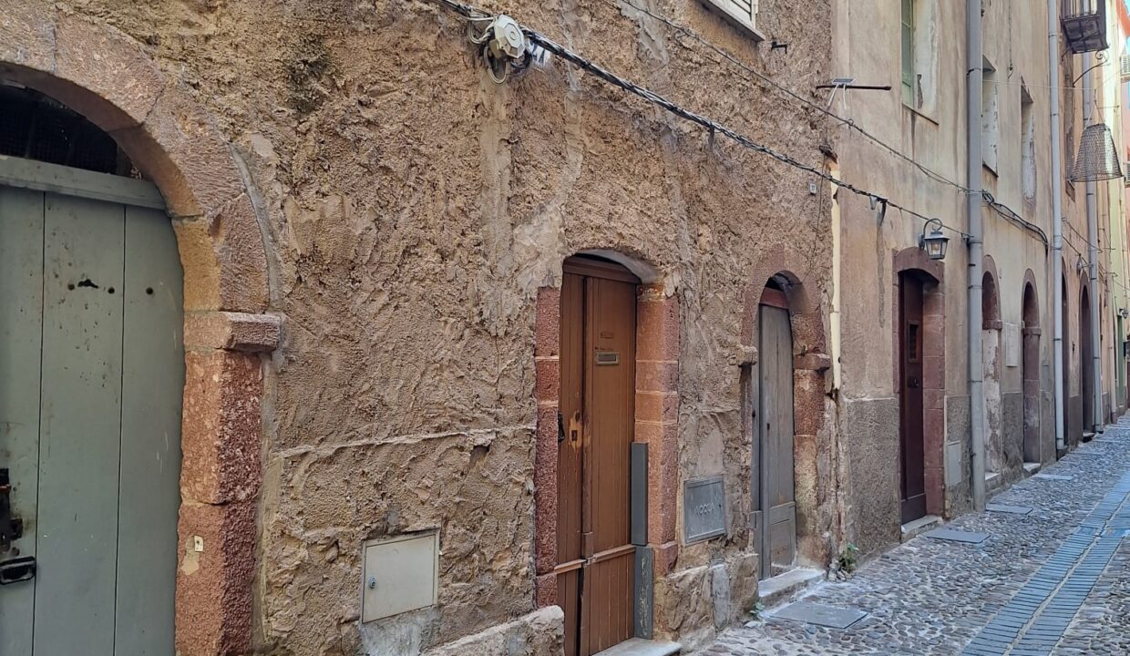 I RIFLESSI SUI TETTI (9)